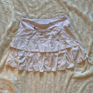 Lululemon White Tennis Skirt Sz 6tall